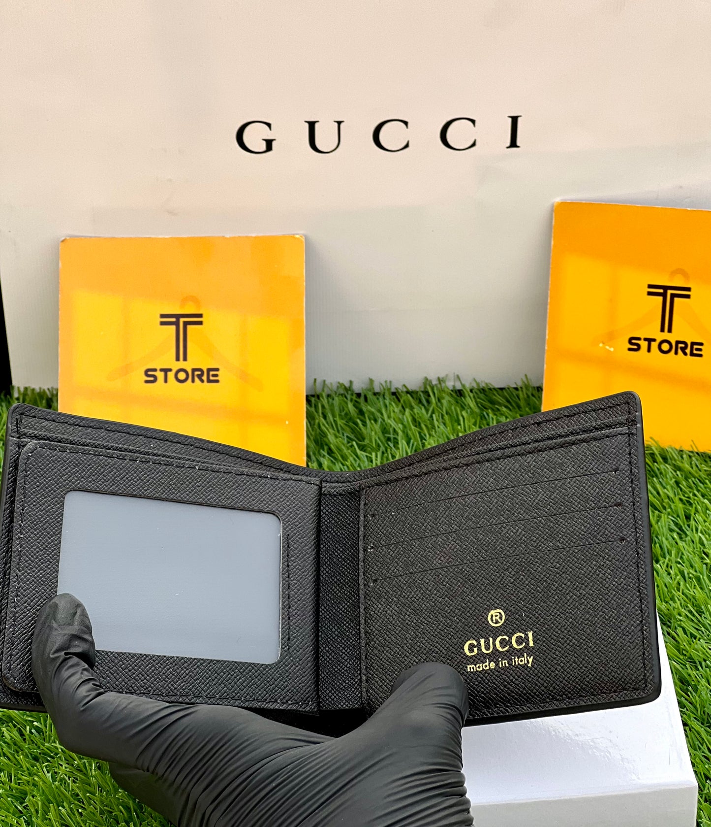 Gucci Bee Logo Black Plain Middle Flap Wallet