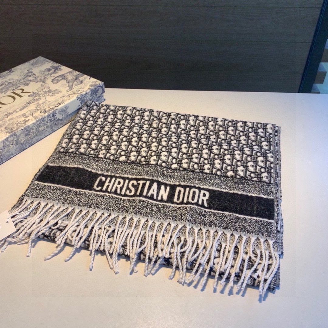 Dior Woolen Shawl For Women