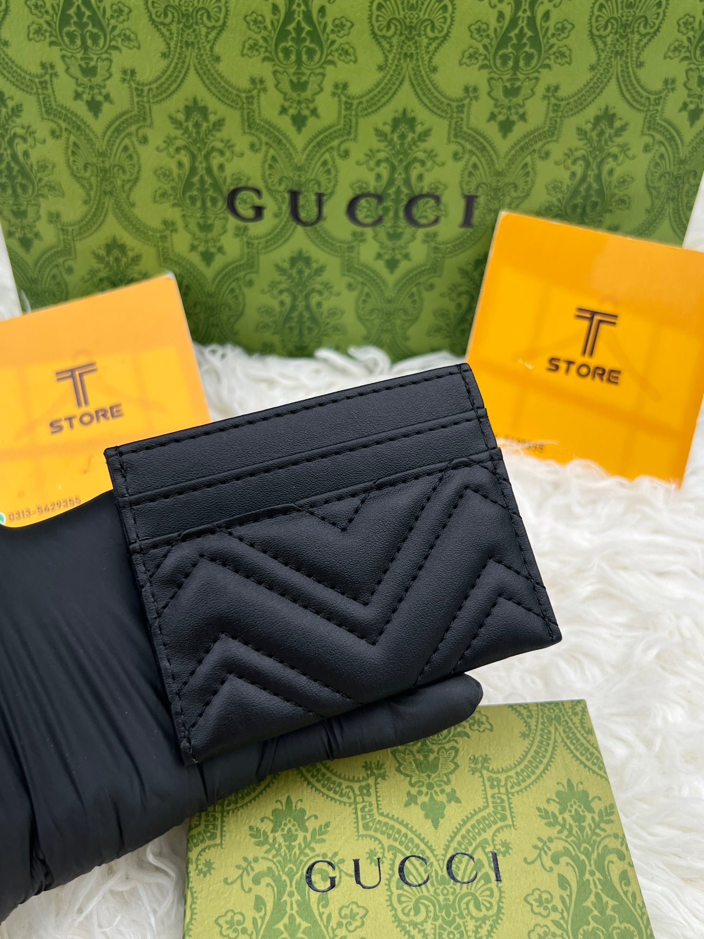 Gucci Black Plain Logo Cardholder