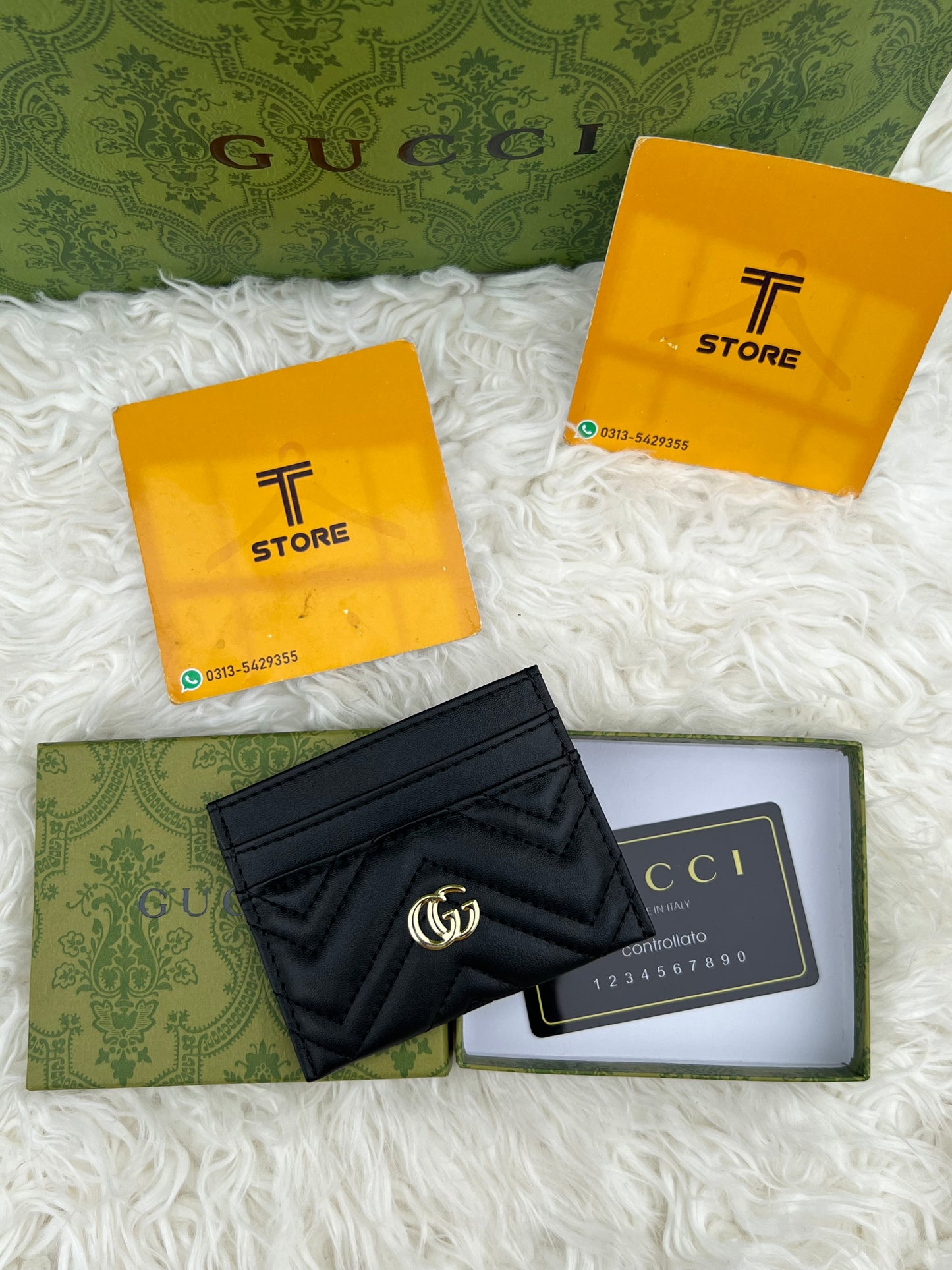 Gucci Black Plain Logo Cardholder