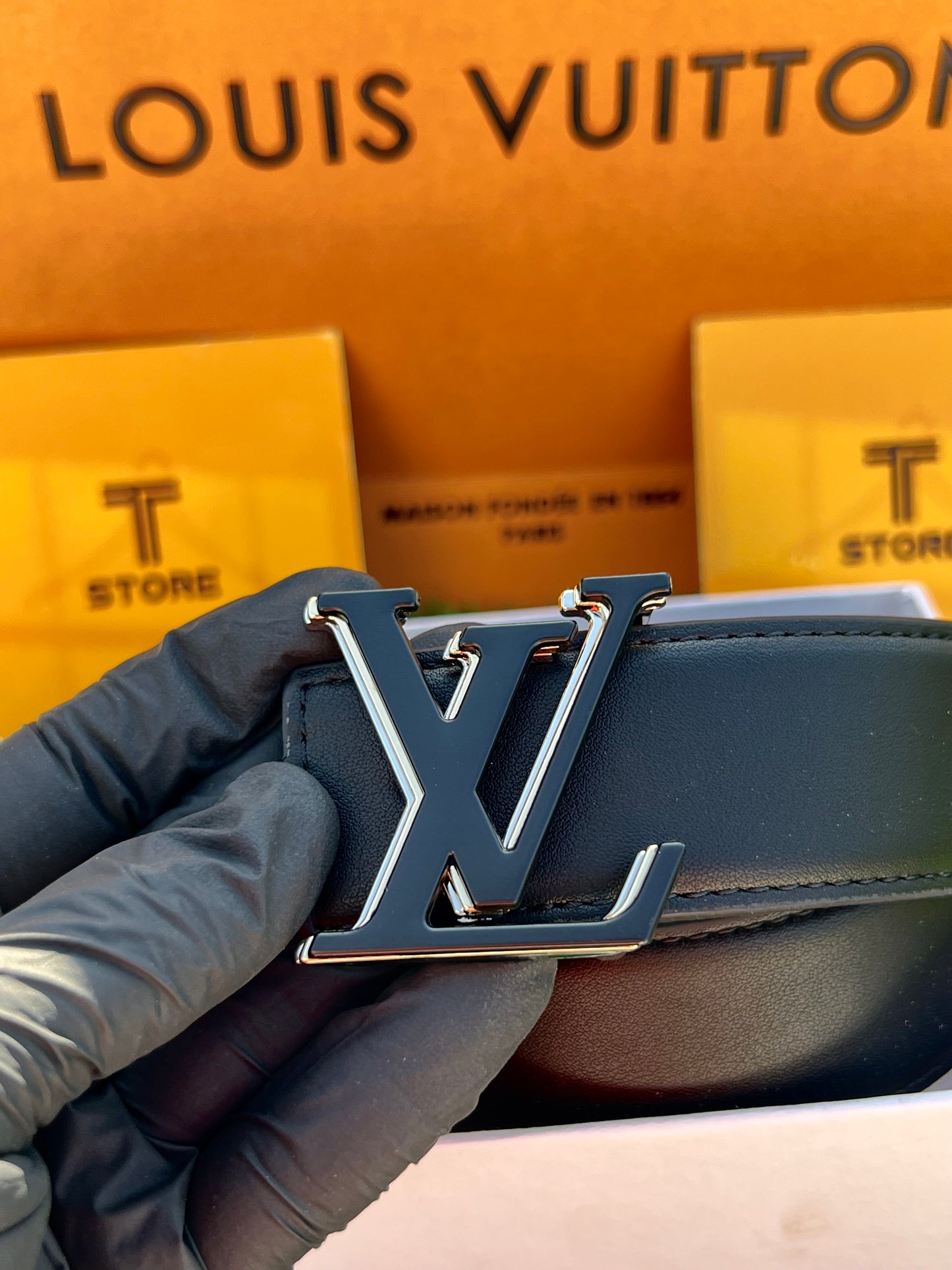 Lv Black Two Tone Buckle Leather Belt