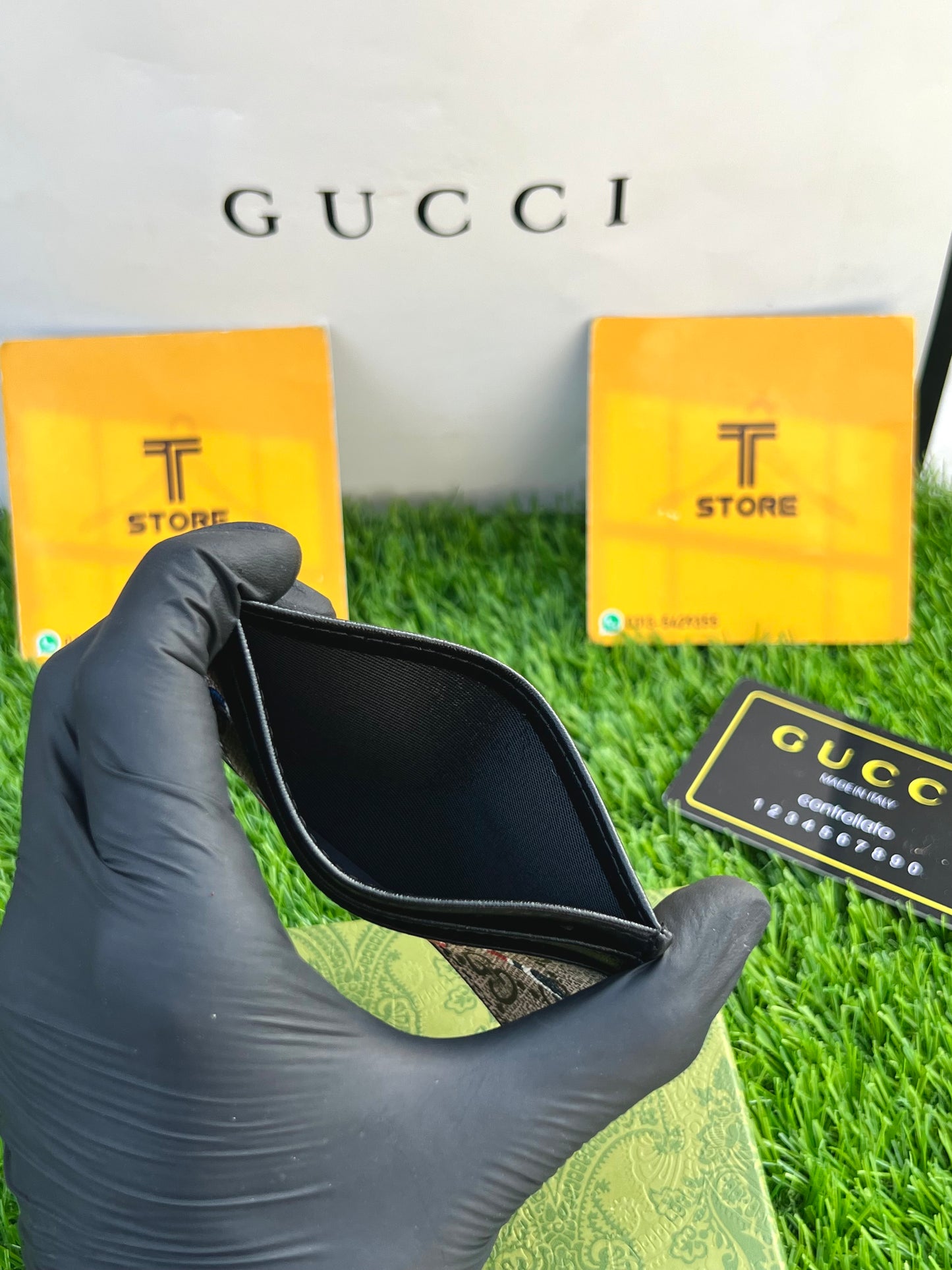 Gucci Snake Beige Cardholder