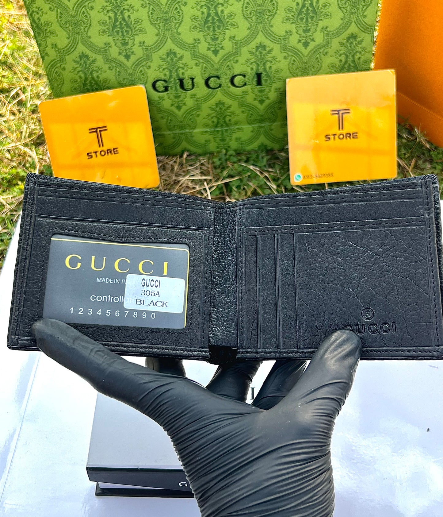 Gucci Black Embossed Middle Logo Genuine Leather Wallet