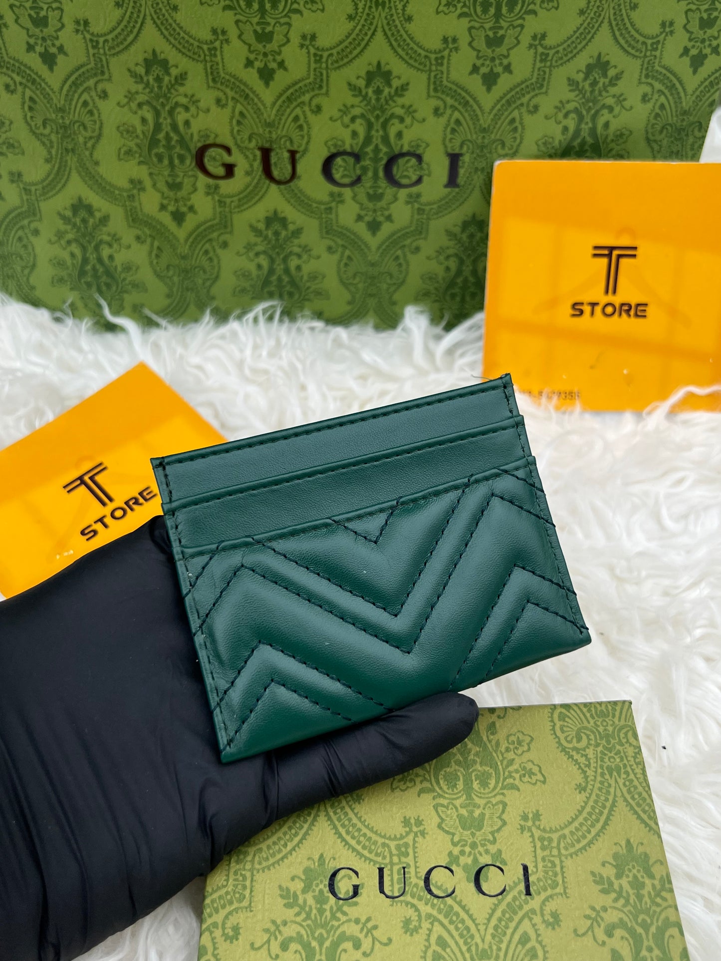 Gucci Green Plain Logo Cardholder