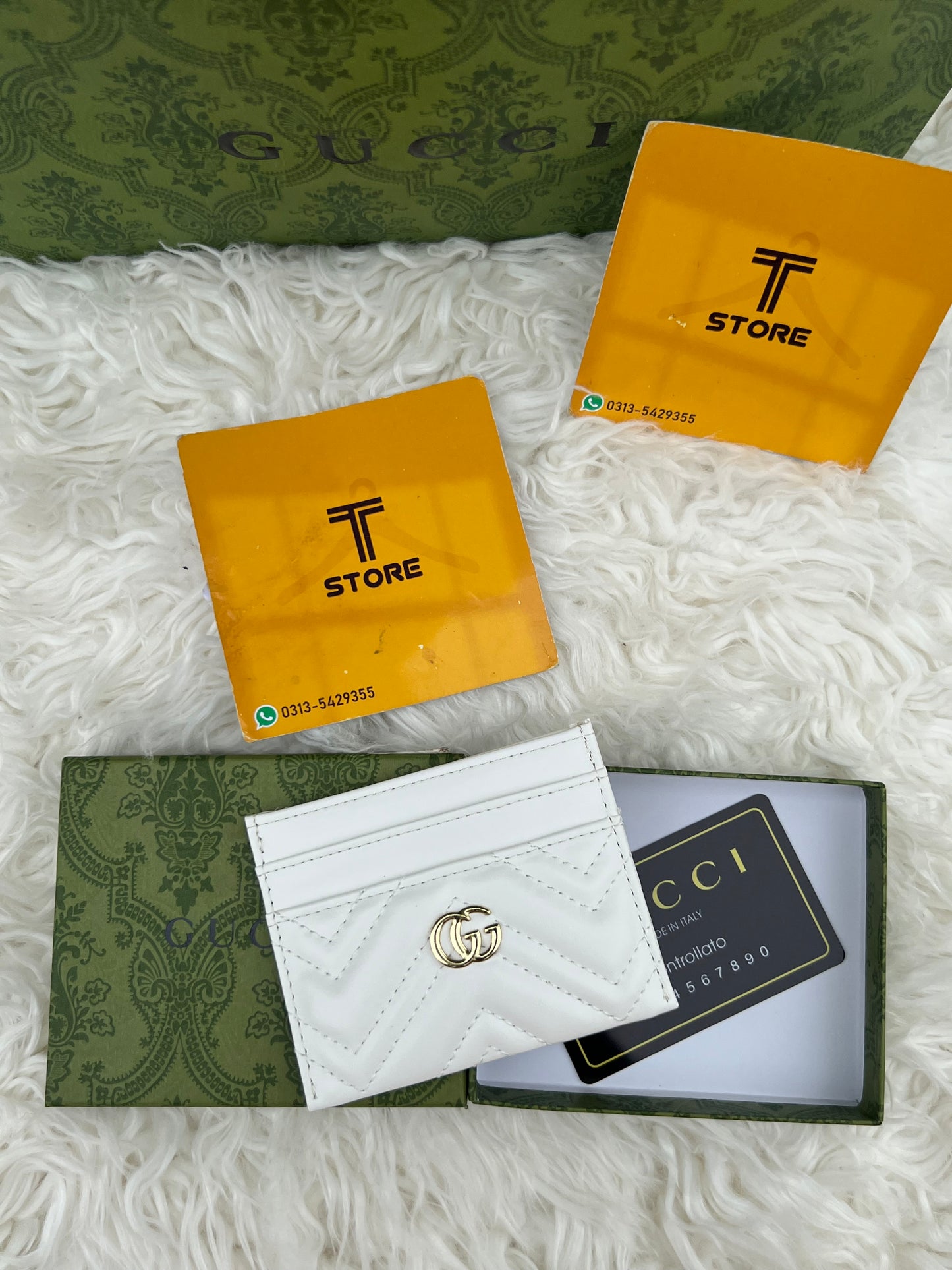 Gucci White Plain Logo Cardholder