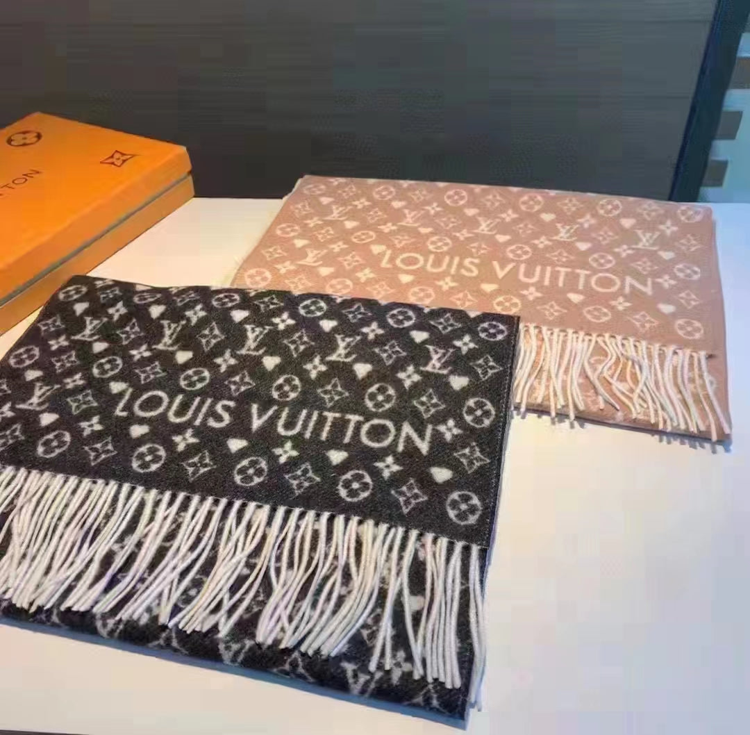how to style lv shawl