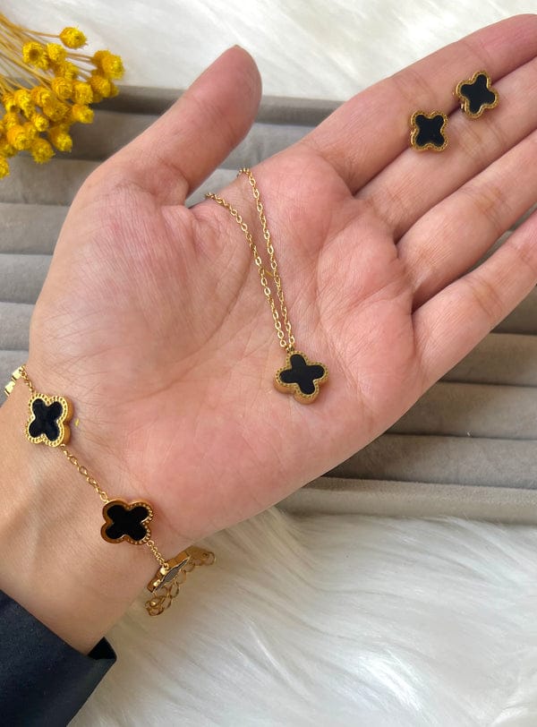 Van Cleef Black Complete Set