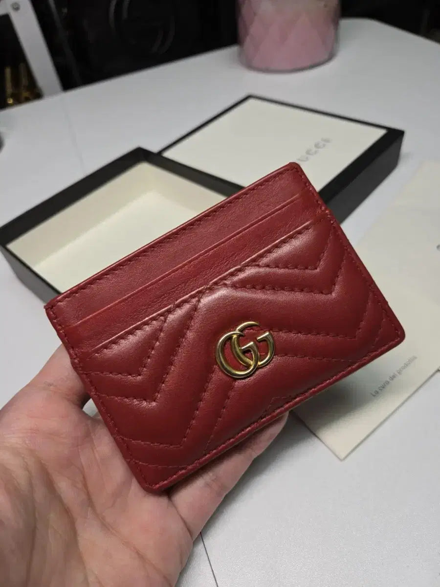 Gucci Red Plain Logo Cardholder