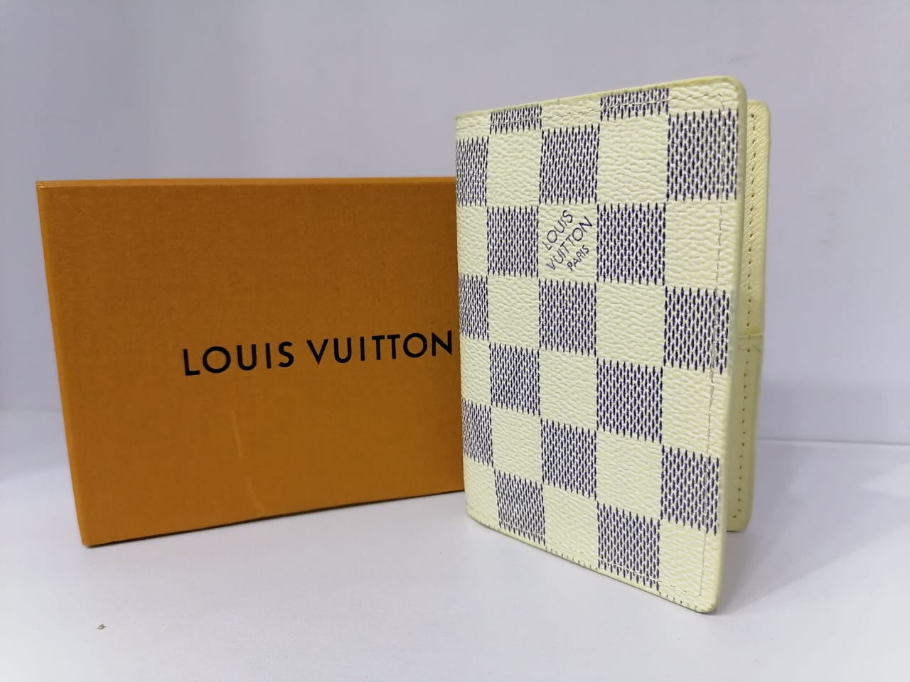 LV Check Pocket Organizer/Cardholder - T Store.pk