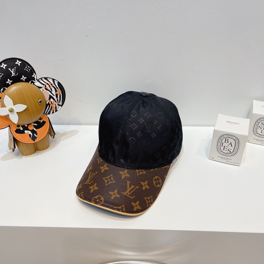LV Logo Printed Black Cap