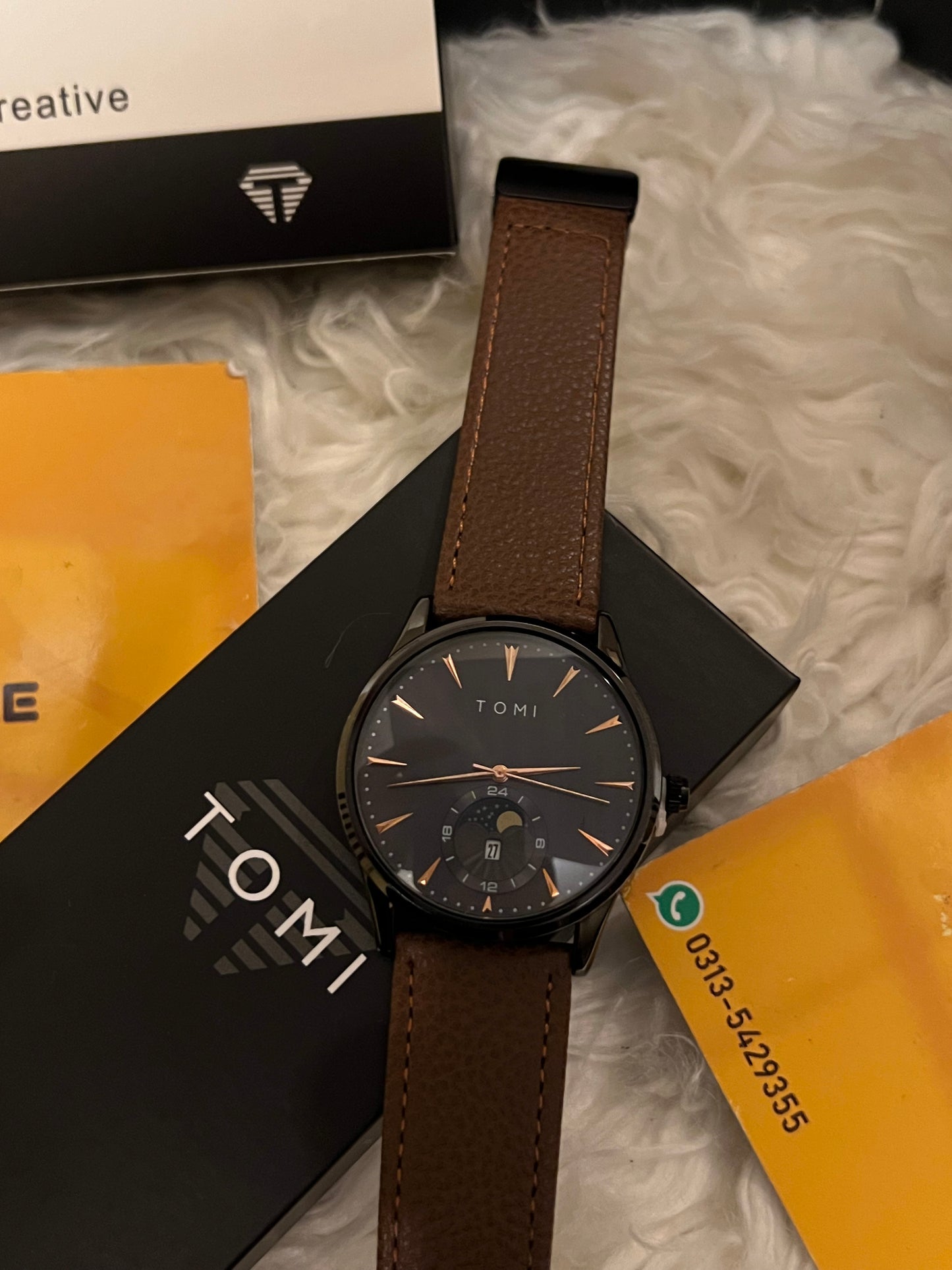 Tomi T-024 Magnetic Strap Black Dial Men Watch