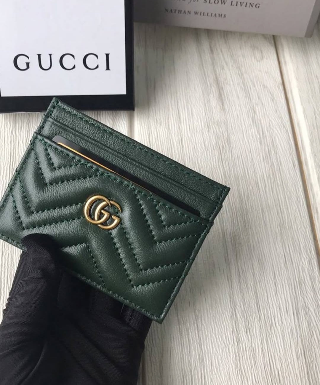 Gucci Green Plain Logo Cardholder