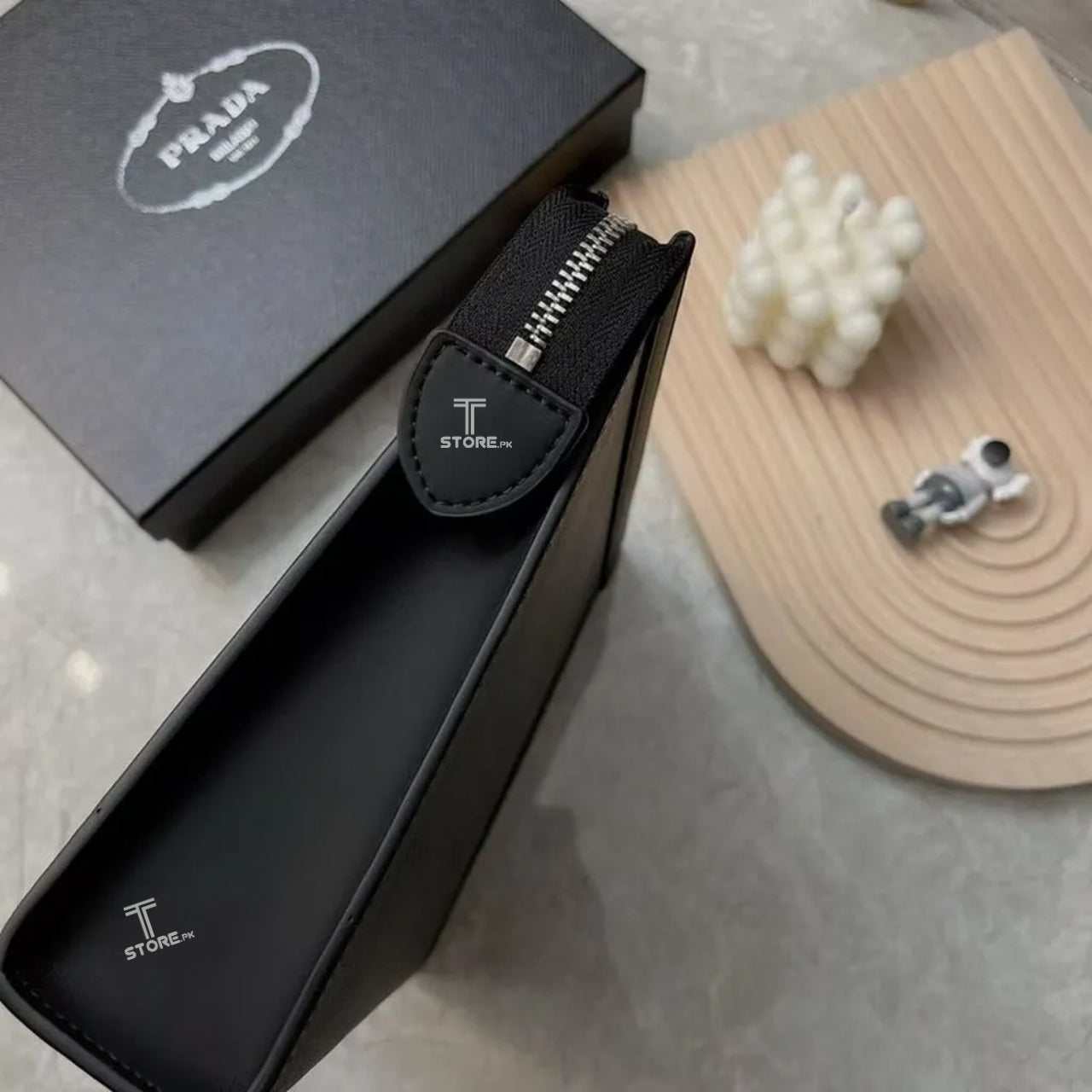 Prada Black Plain Pochette Men's Clutch