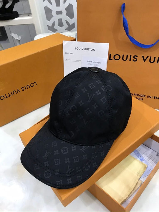 LV Small Logo Printed Plain Black Cap with Box