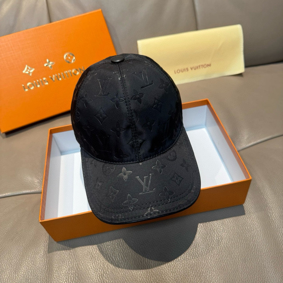 LV Large Logo Printed Plain Black Cap