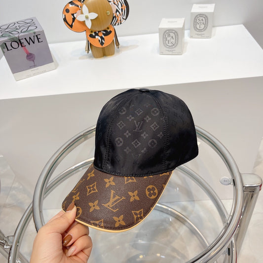 LV Logo Printed Black Cap