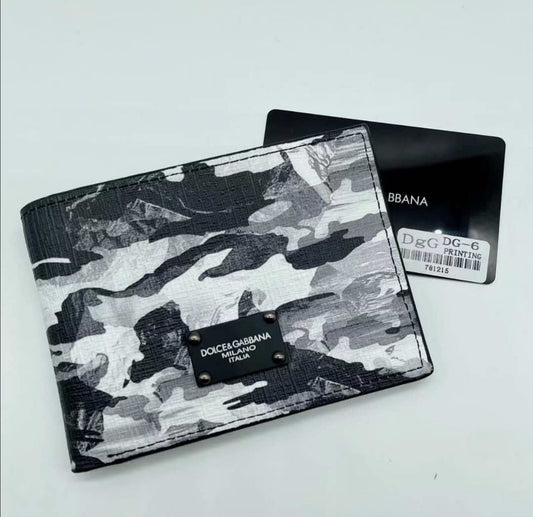 Dolce & Gabbana White and Black Printing Wallet - T Store.pk