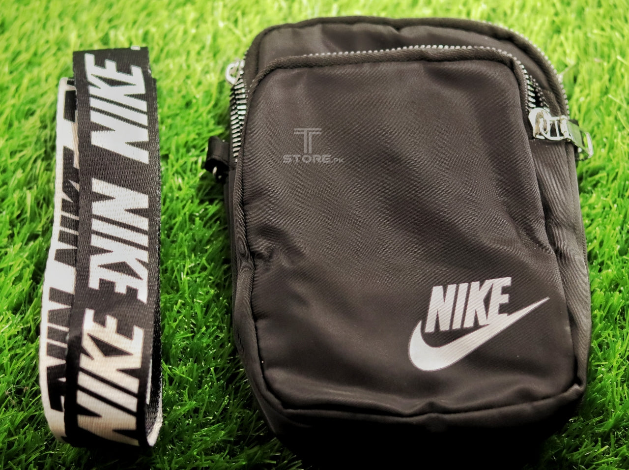 Nike Crossbody Unisex Mini Bag