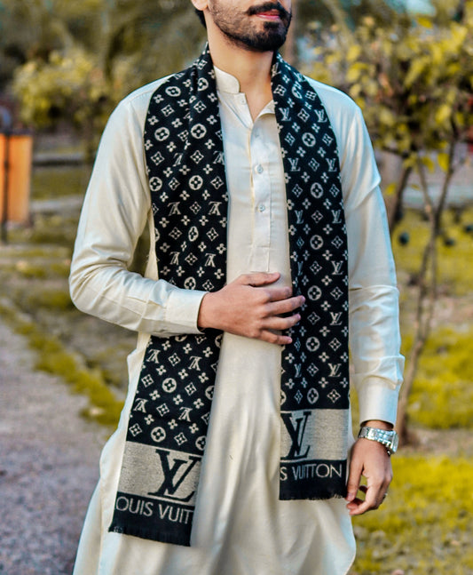 LV monogram Black and Brown Muffler